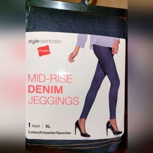 Stylessentials jeggings.